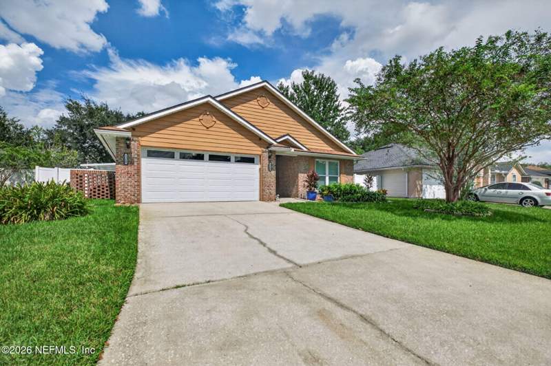 4 bedroom Single Family Residence at 1350 Summit Oaks Drive, Crystal Creek, Jacksonville — photo 4