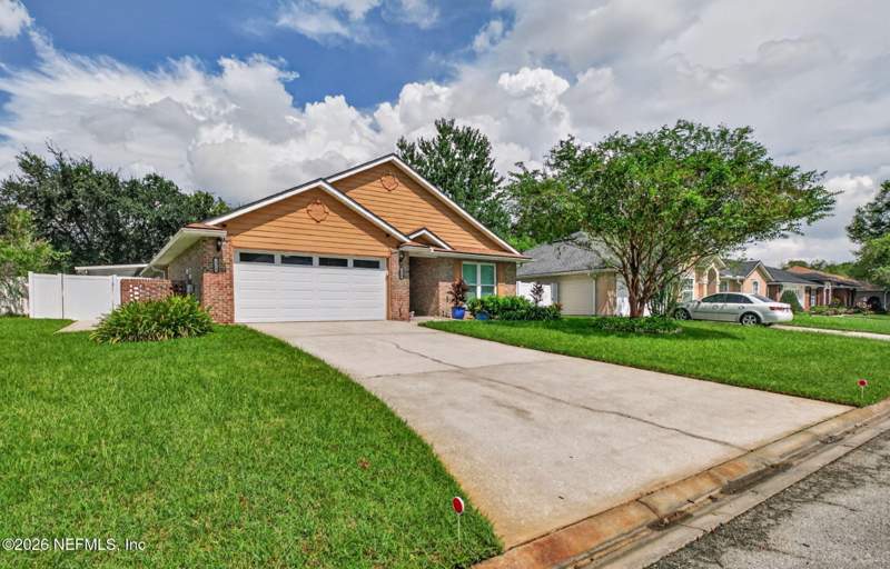 4 bedroom Single Family Residence at 1350 Summit Oaks Drive, Crystal Creek, Jacksonville — photo 5
