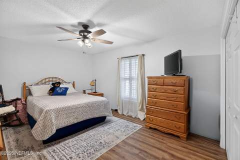 1350 Summit Oaks Drive, Jacksonville FL - photo 12 of 57