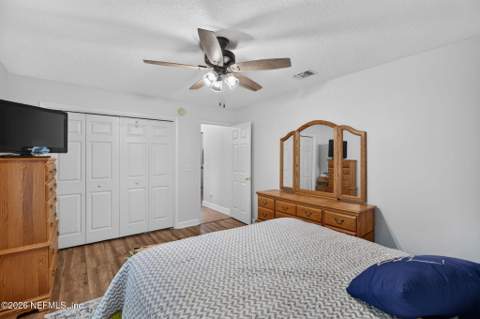 1350 Summit Oaks Drive, Jacksonville FL - photo 13 of 57