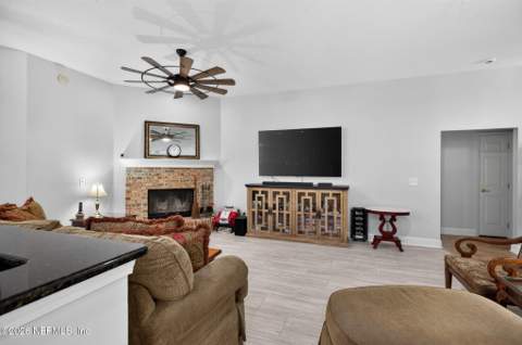 1350 Summit Oaks Drive, Jacksonville FL - photo 17 of 57