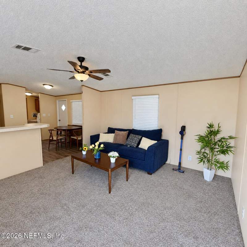 2 bedroom Mobile Home at 116 Guy Avenue, Interlachen Estate, Interlachen — photo 4