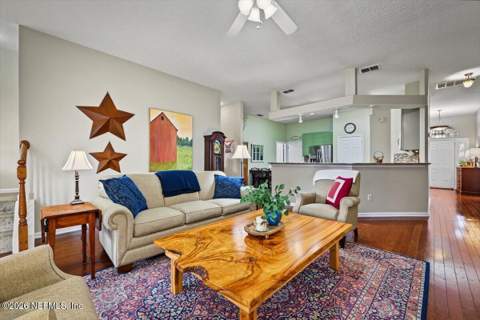 4664 Trevor Creek Drive, Jacksonville FL - photo 18 of 46