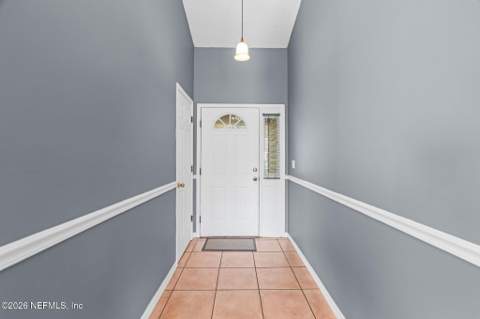 8459 Country Bend Circle, Jacksonville FL - photo 10 of 51