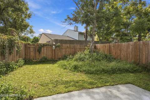 11632 Dunes Way Drive, Jacksonville FL - photo 18 of 22