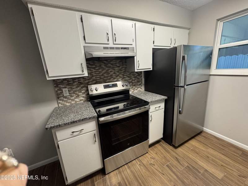 2 bedroom Single Family Residence at 3082 Parental Home Road, Richard Grant, Jacksonville — photo 3