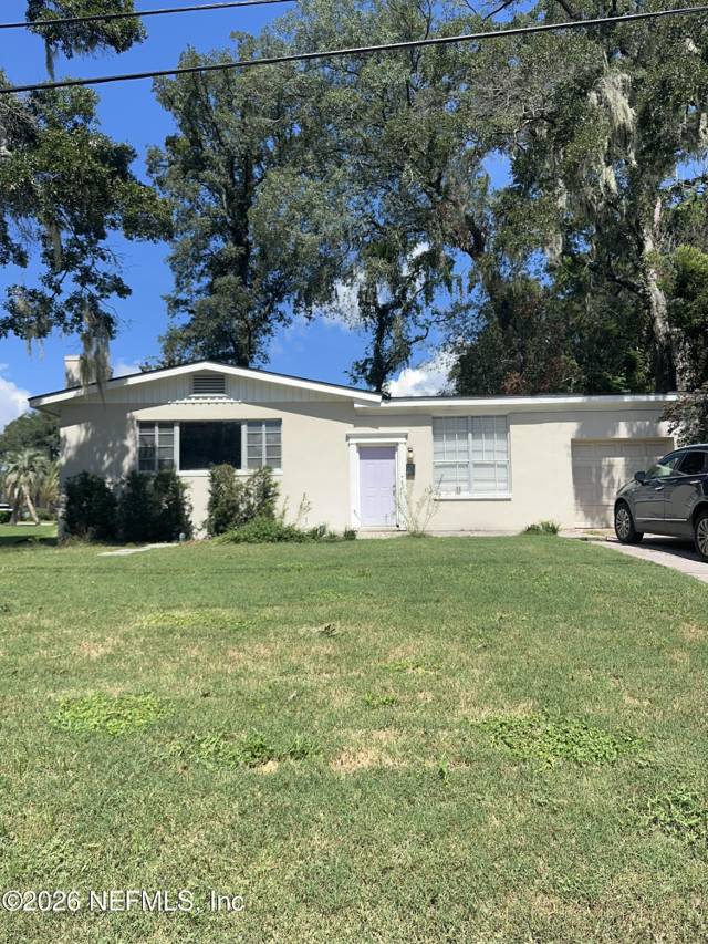 2443 MERCER Circle