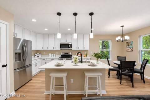 1634 Valencia Drive, Jacksonville FL - photo 19 of 57