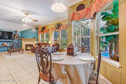 12282 Captiva Bluff Road, Jacksonville FL - photo 10 of 43