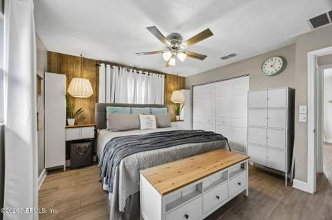 9141 E Carbondale Drive, Jacksonville FL - photo 14 of 34