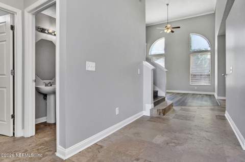 4394 Hanover Park Drive, Jacksonville FL - photo 7 of 50