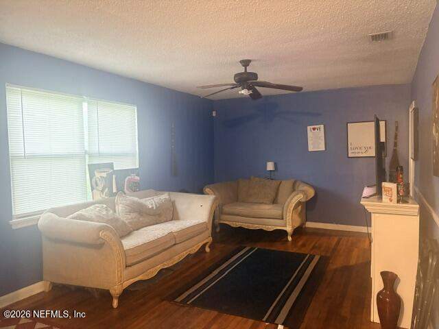 3 bedroom Single Family Residence at 3525 Kingston Street, Paxon, Jacksonville — photo 2