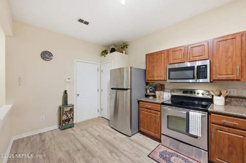 7546 Scarlet Ibis Lane, Jacksonville FL - photo 6 of 25