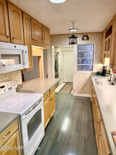 730 St Johns Avenue, Green Cove Springs FL - photo 9 of 13