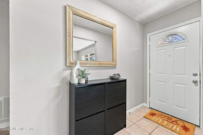 3 bedroom Single Family Residence at 6151 Deepwood Drive, Enchanted Park, Jacksonville — photo 4