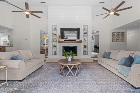 4002 Retford Drive, Jacksonville FL - photo 17 of 64