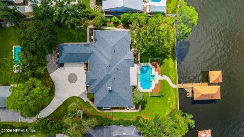 5102 Yacht Club Road, Jacksonville FL - photo 6 of 38