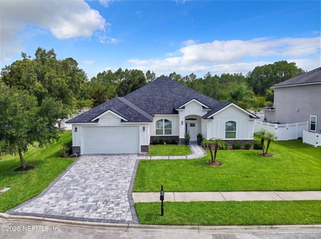 424 PAISLEY Place