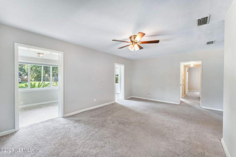 3 bedroom Single Family Residence at 5330 Oak Forest Drive, River Forest, Jacksonville — photo 5