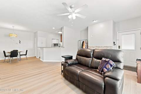 211 Jardin De Mer Place #211, Jacksonville Beach FL - photo 19 of 49