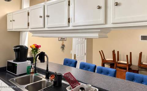 5414 Floral Bluff Road, Jacksonville FL - photo 9 of 13