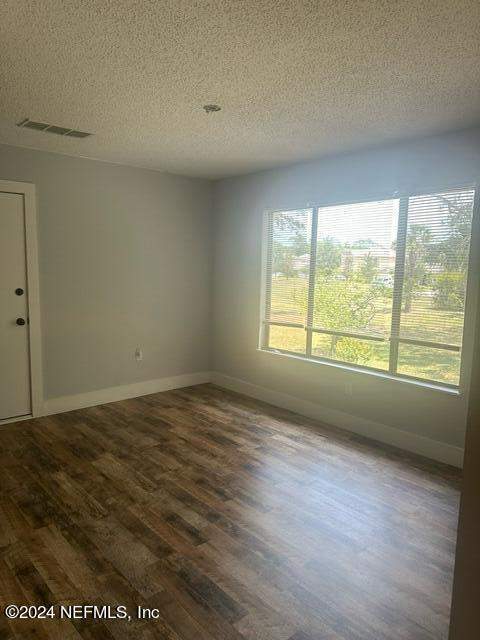 7947 Los Robles Court, Jacksonville FL - photo 13 of 24