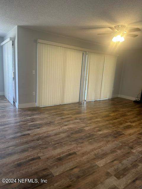 7947 Los Robles Court, Jacksonville FL - photo 16 of 24