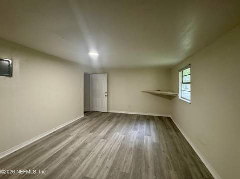5420 Leaming Avenue, Jacksonville FL - photo 11 of 17