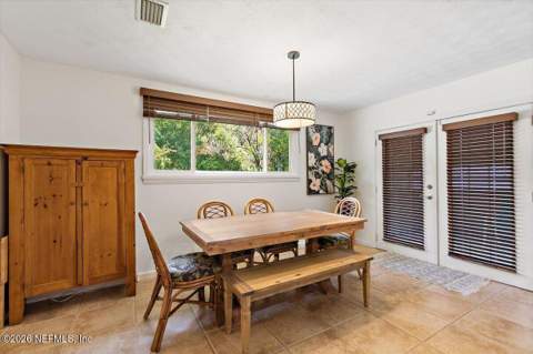 5698 Weber Lane, Jacksonville FL - photo 10 of 30