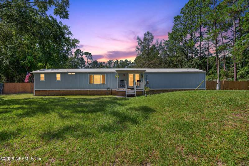 2 bedroom Manufactured Home at 4731 Mayflower Street, Middleburg, Middleburg — photo 4