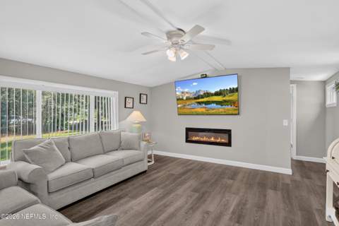 4731 Mayflower Street, Middleburg FL - photo 7 of 52