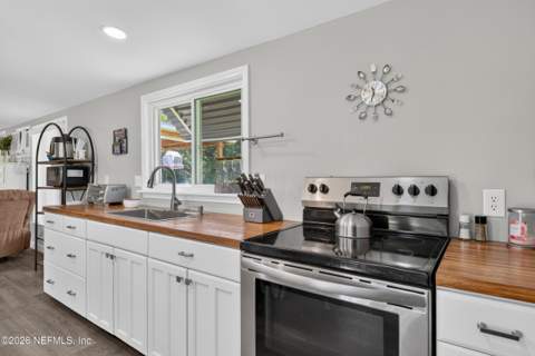 4731 Mayflower Street, Middleburg FL - photo 15 of 52