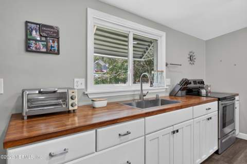 4731 Mayflower Street, Middleburg FL - photo 14 of 52
