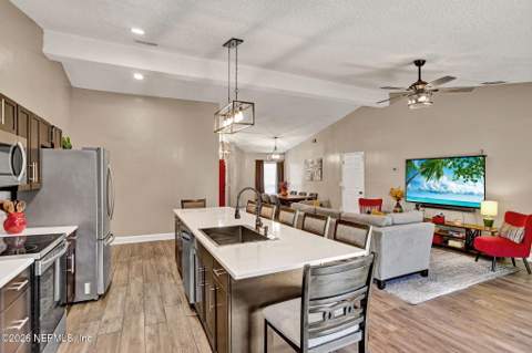 4408 Timber Hollow Way, Jacksonville FL - photo 13 of 48