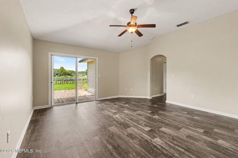 4 bedroom Single Family Residence at 259 Bridgeport Lane, Country Walk, Elkton — photo 2