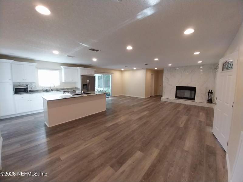 3 bedroom Single Family Residence at 855 S Holmes Boulevard, Holmes Subd, St. Augustine — photo 2