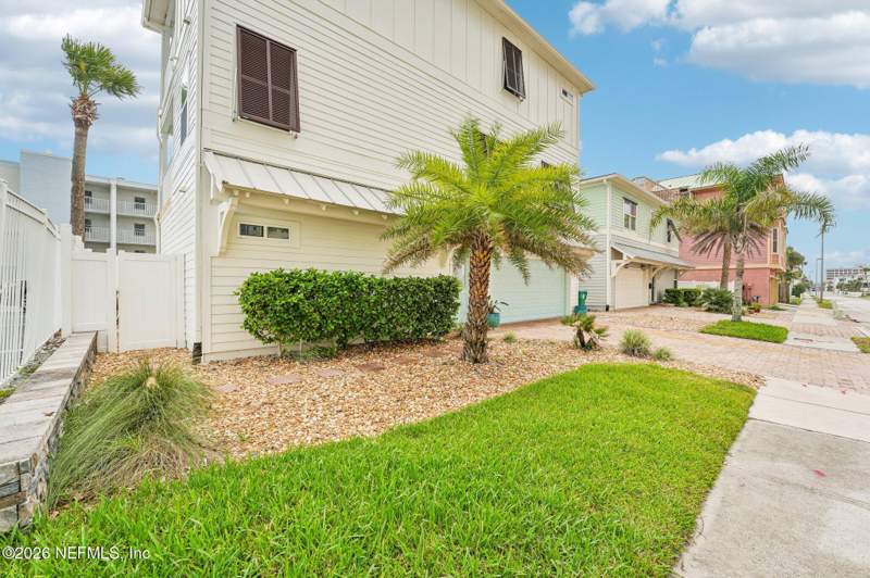 4 bedroom Single Family Residence at 1127 1st Street, Pablo Beach North, Jacksonville Beach — photo 5