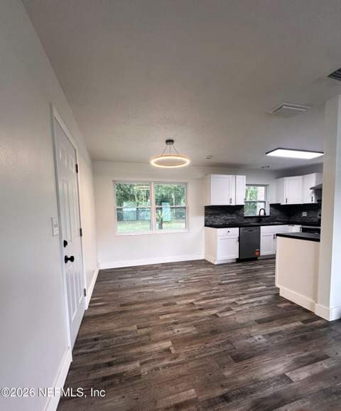 302 Belmont Drive, Palatka FL - photo 7 of 21