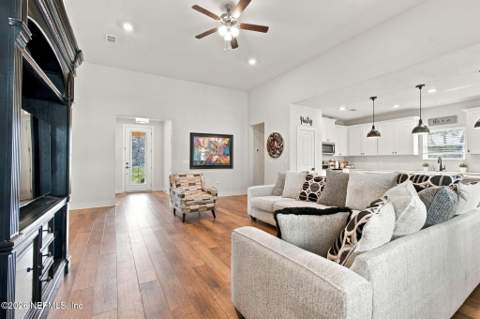 36028 Pitch Lane, Hilliard FL - photo 10 of 37