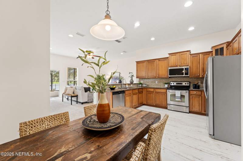 3 bedroom Single Family Residence at 1700 Hollow Glen Drive, Barrington Estates, Middleburg — photo 4
