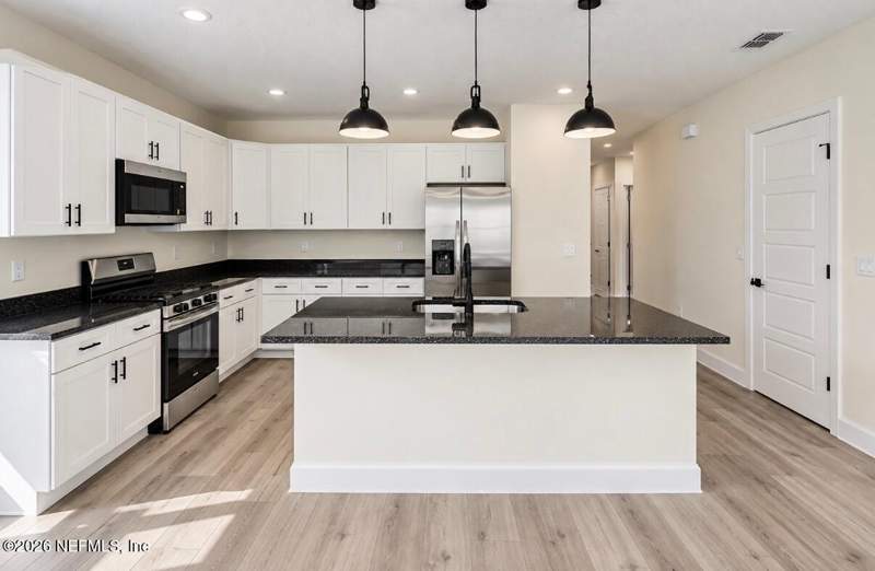4 bedroom Single Family Residence at 1205 Saint Clair Street, Paxon, Jacksonville — photo 3