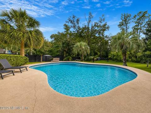 7824 Holiday, Jacksonville FL - photo 12 of 63