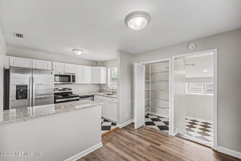 3 bedroom Single Family Residence at 2535 Gaillardia Road, Arlington Hills, Jacksonville — photo 4
