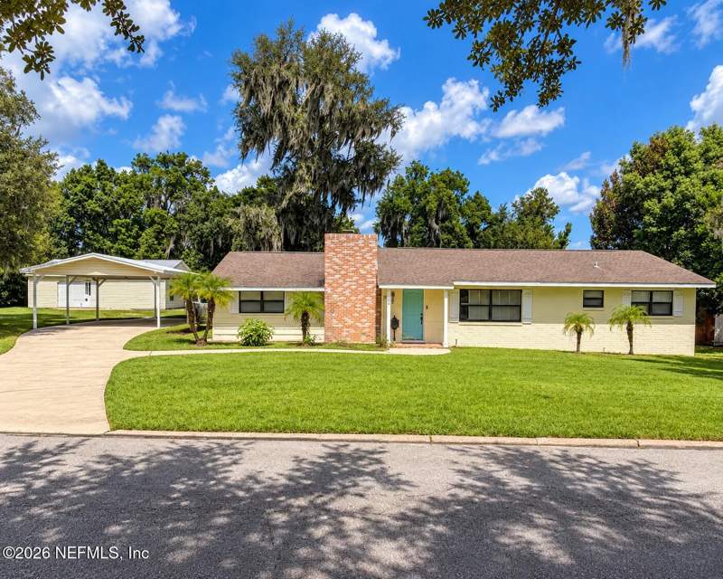 3 bedroom Single Family Residence at 202 Lakeview Avenue, Hubbard Park U1, Crescent City — photo 5