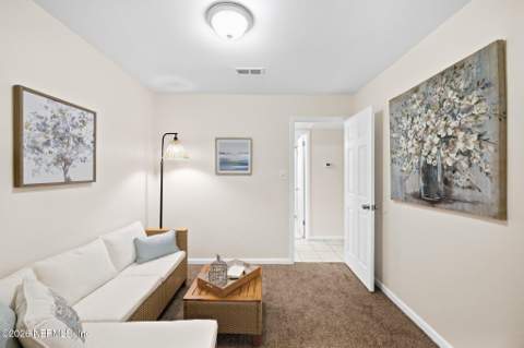 7624 Sandhurst Road, Jacksonville FL - photo 9 of 19