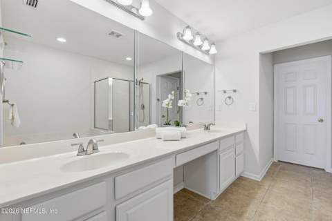 11052 E Castlemain Circle, Jacksonville FL - photo 18 of 33