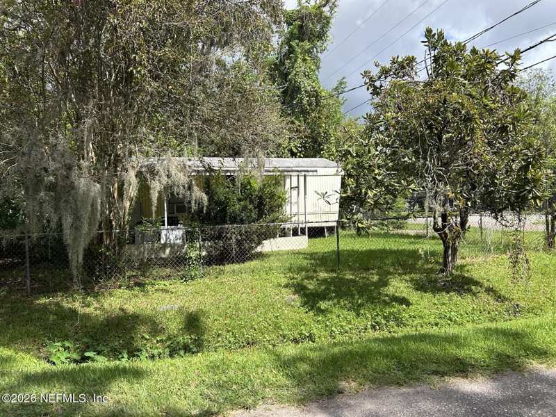 8 bedroom Mobile Home at 492 Roberts Street, Edgewood, Jacksonville — photo 1