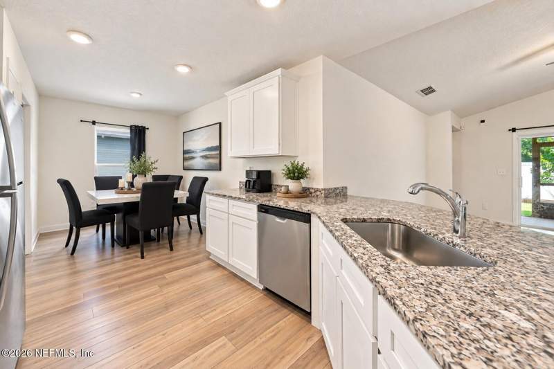3 bedroom Single Family Residence at 37442 Whisper Way, Whisper Ridge, Hilliard — photo 5