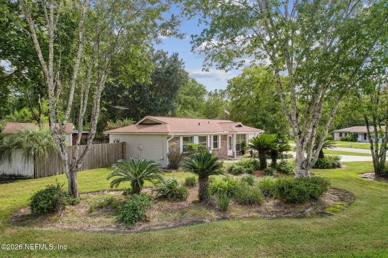 3 bedroom Single Family Residence at 137 Mango Court, Greenwood Estates, Middleburg — photo 2