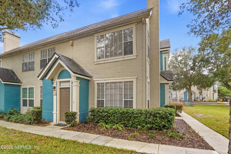 2 bedroom Condominium at 13703 N Richmond Park Drive #2109, Bishops Court, Jacksonville — photo 2